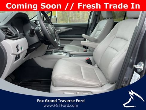 Used 2023 Honda Ridgeline RTL-E image 3