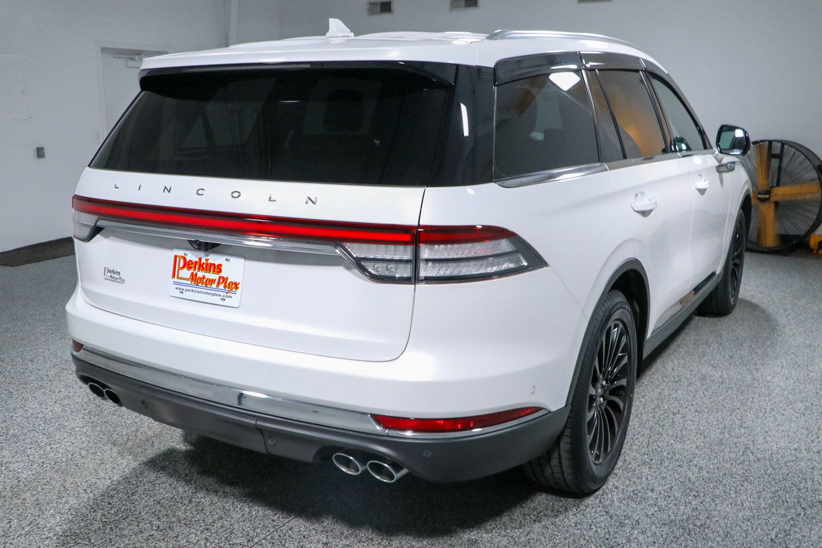 Used 2021 Lincoln Aviator Reserve w/ Equipment Group 201A AWD/4WD image 7