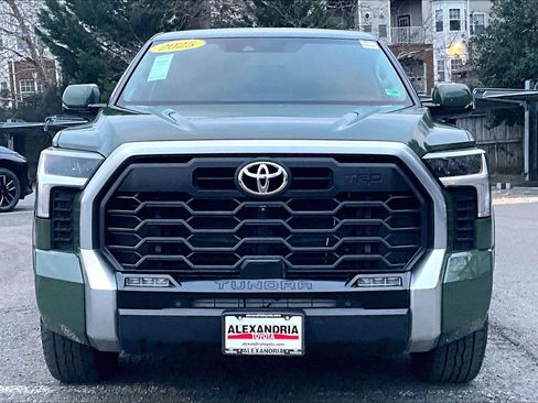 Used 2023 Toyota Tundra Limited image 3