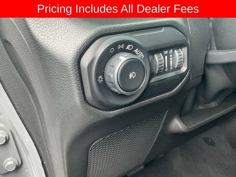Used 2021 Jeep Wrangler Sport AWD/4WD image 11