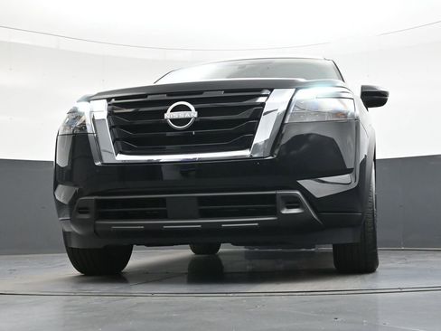 Used 2025 Nissan Pathfinder SV AWD/4WD image 51