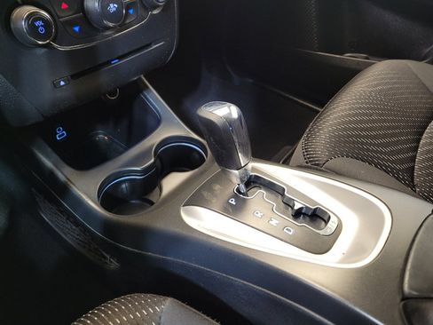 Used 2017 Dodge Journey SE AWD/4WD image 26