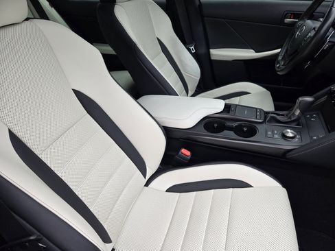 Used 2021 Lexus IS 350 F Sport w/ Navigation Package image 7