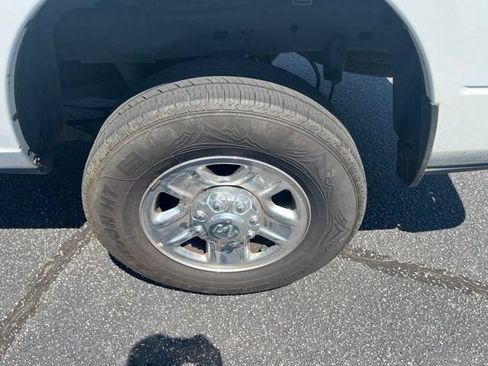 Used 2022 RAM 2500 Big Horn AWD/4WD image 17