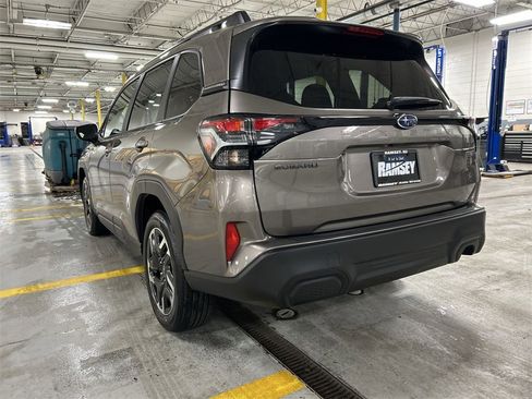 Certified 2025 Subaru Forester Premium image 6