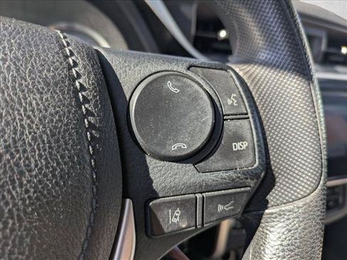 Used 2017 Toyota Corolla LE FWD image 13