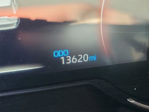 Used 2025 Toyota RAV4 LE image 22