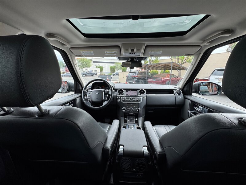 Used 2016 Land Rover LR4 HSE Silver Edition AWD/4WD image 43