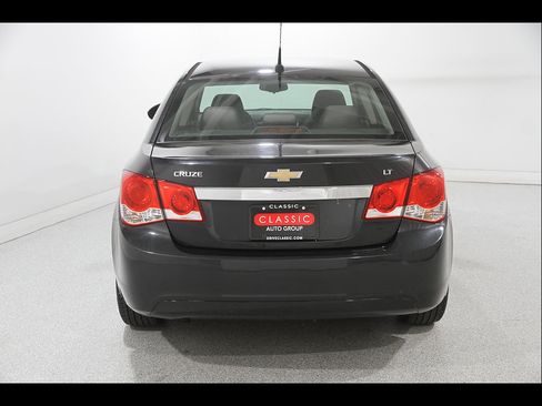 Used 2011 Chevrolet Cruze LT FWD image 16