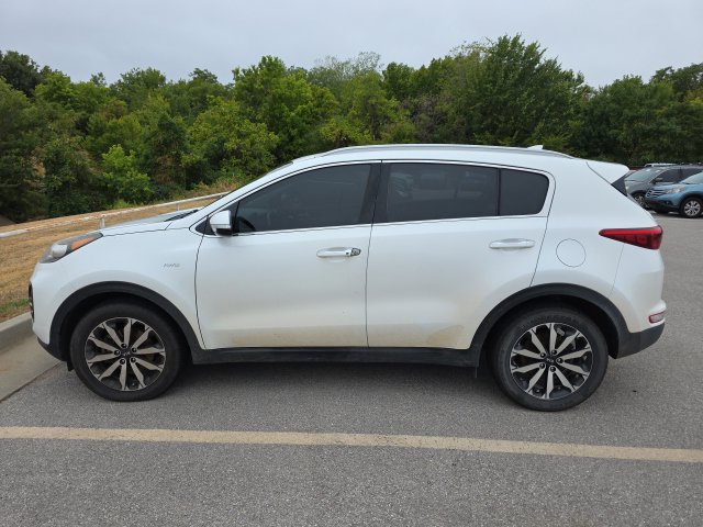 Used 2018 Kia Sportage EX AWD/4WD image 2