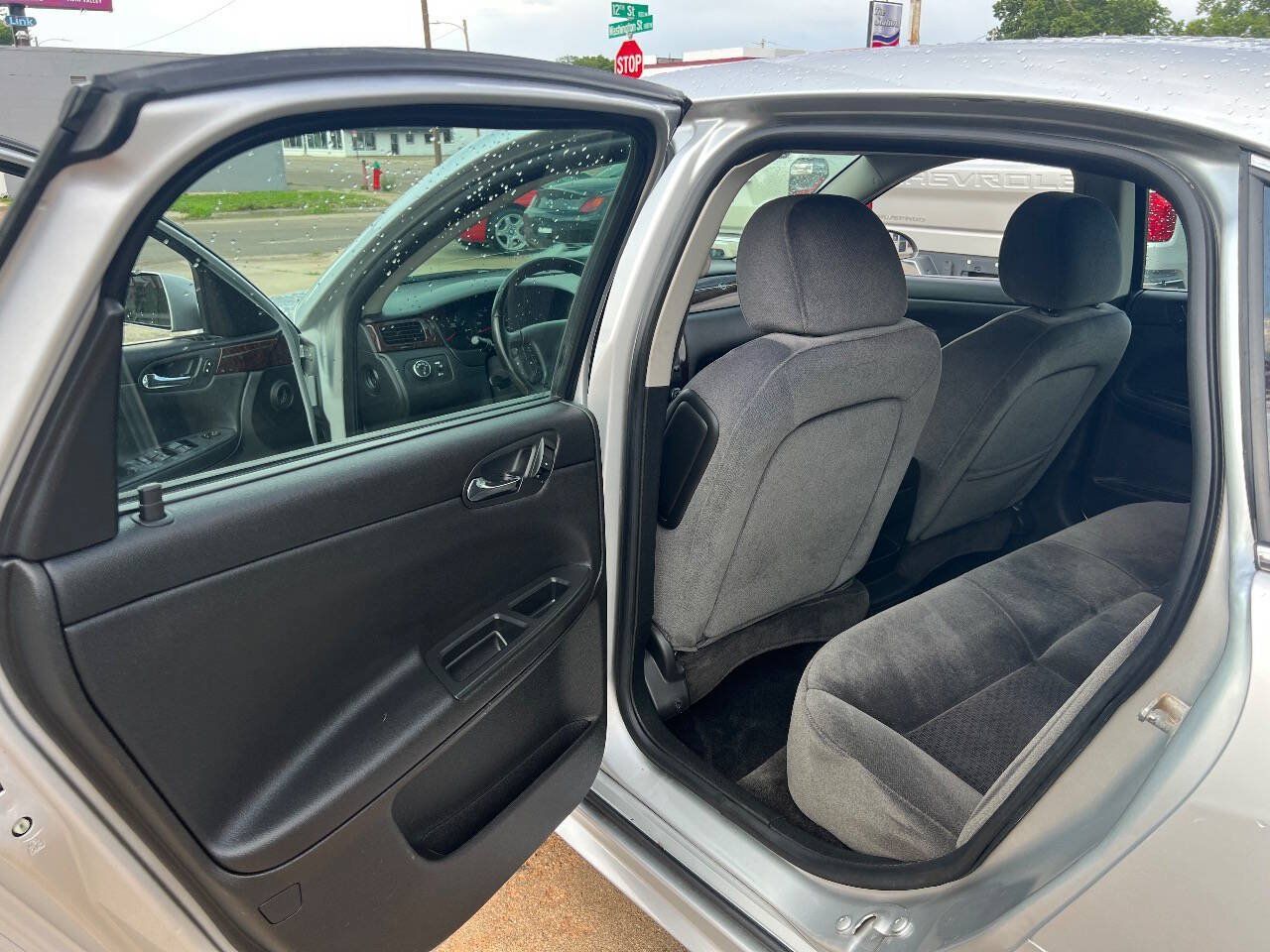Used 2012 Chevrolet Impala LS FWD image 13
