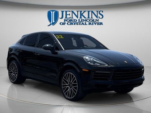 Used 2022 Porsche Cayenne Coupe AWD/4WD image 6