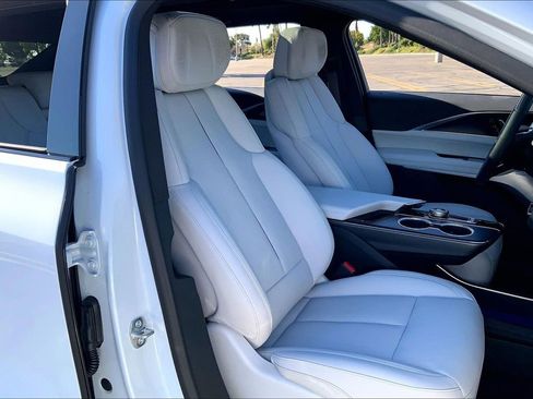 New 2026 Cadillac Lyriq Premium Sport AWD/4WD image 33