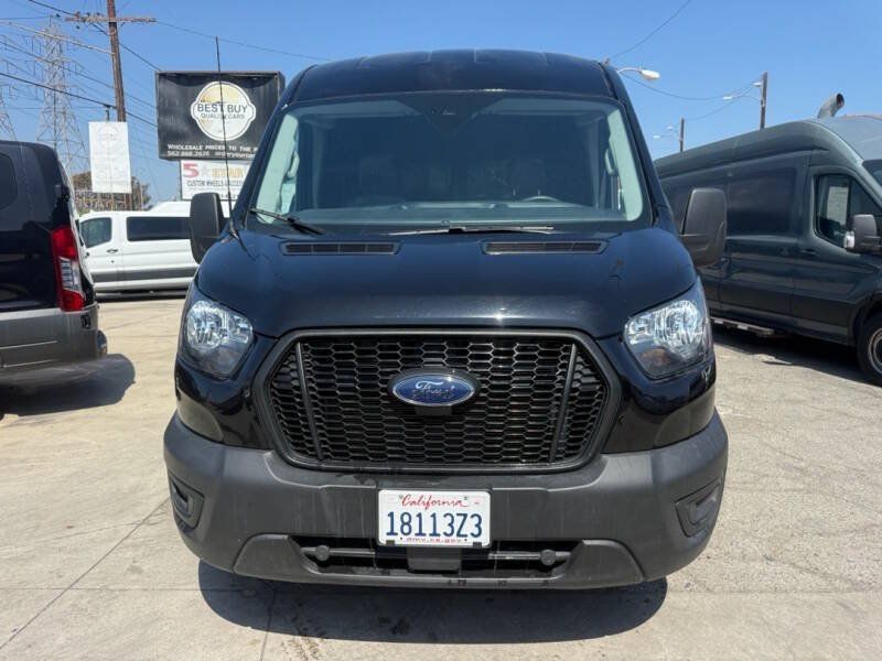 Used 2025 Ford Transit 250 148 Medium Roof RWD image 2