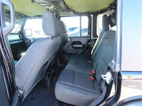 Used 2019 Jeep Wrangler Unlimited Sport S image 20