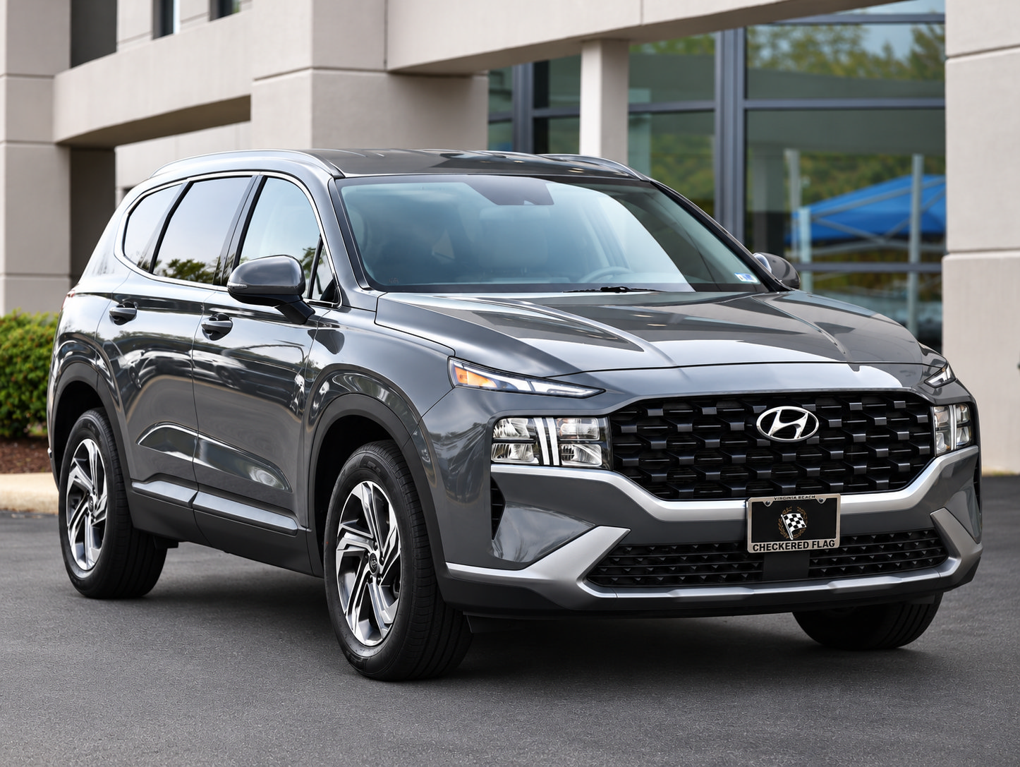 Used 2023 Hyundai Santa Fe SE FWD image 1