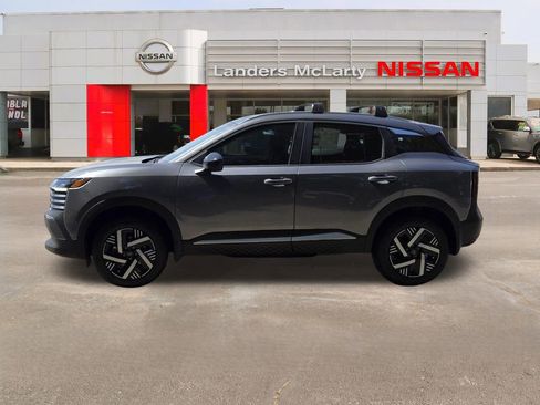 New 2026 Nissan Kicks SV w/ Cold Weather Package FWD image 6