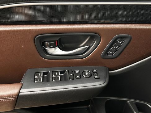 Used 2024 Honda Pilot Elite image 24