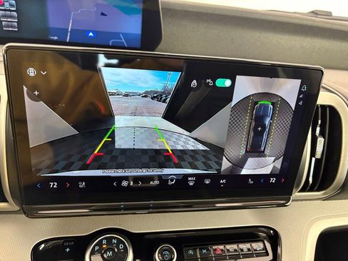 Used 2025 Ford Expedition Active image 58