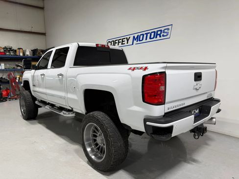 Used 2017 Chevrolet Silverado 2500 High Country w/ Duramax Plus Package AWD/4WD image 4