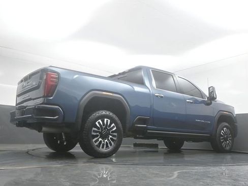 Used 2025 GMC Sierra 2500 Denali Ultimate w/ Max Trailering Package AWD/4WD image 32