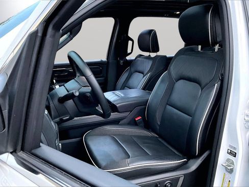 Certified 2025 RAM 1500 Limited w/ Trailer Tow Group image 22