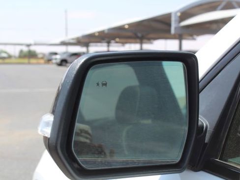 Used 2022 Chevrolet Traverse Premier w/ Redline Edition FWD image 14