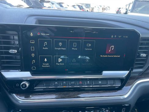 Used 2022 GMC Sierra 1500 Elevation image 15