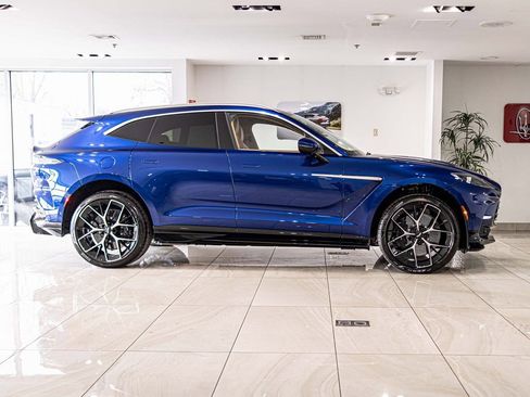 New 2026 Aston Martin DBX 707 image 9