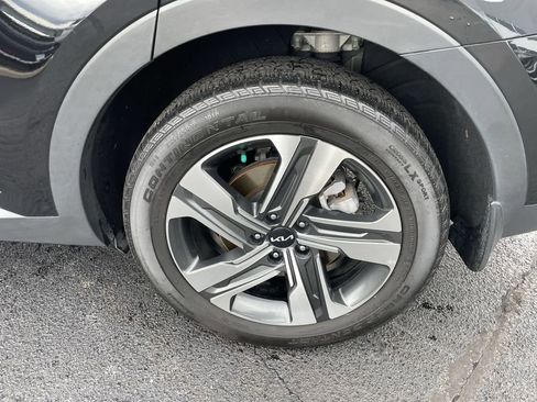 Certified 2023 Kia Sorento EX AWD/4WD image 8