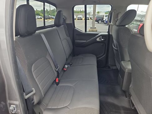 Used 2018 Nissan Frontier PRO-4X AWD/4WD image 27