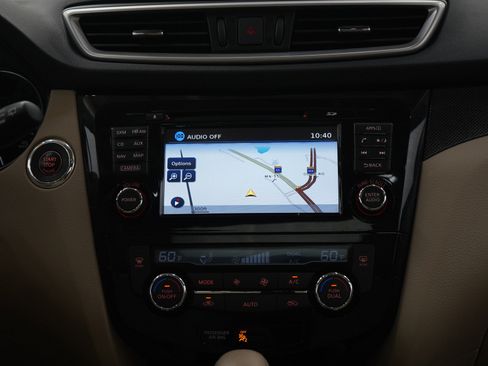 Used 2014 Nissan Rogue SL w/ SL Premium Package AWD/4WD image 15