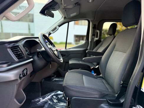 Used 2020 Ford Transit 350 XL image 2