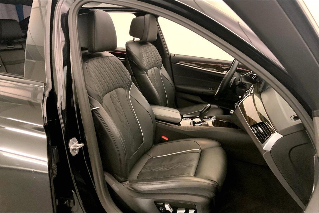 Used 2023 BMW 540i xDrive w/ Executive Package AWD/4WD image 6
