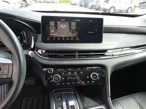 Used 2023 INFINITI QX60 Sensory w/ Vision Package image 18