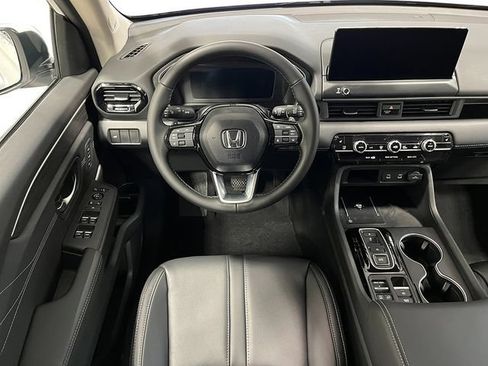 New 2026 Honda Pilot Touring image 26
