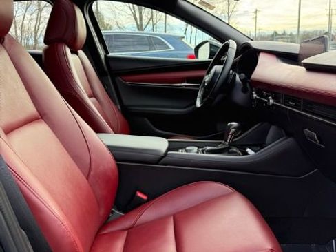 Used 2025 MAZDA MAZDA3 Hatchback w/Premium Plus Pkg image 20