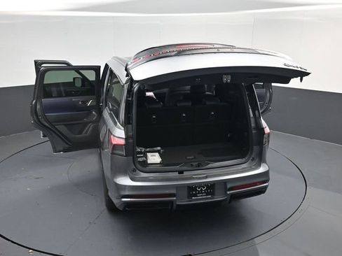 New 2026 INFINITI QX80 4WD image 64