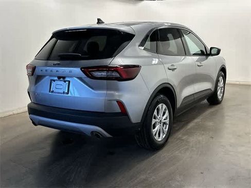 Used 2023 Ford Escape Active image 31