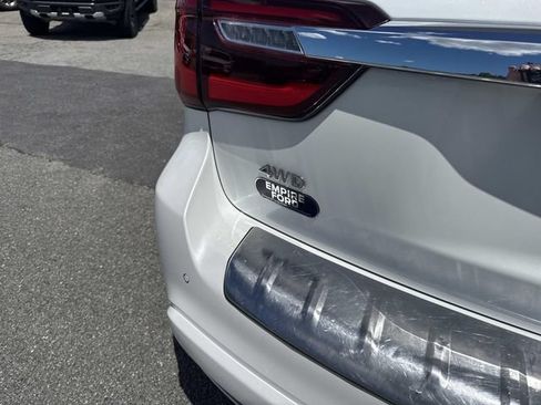 Used 2022 INFINITI QX80 Sensory w/ Cargo Package AWD/4WD image 5