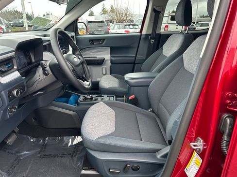 Used 2025 Ford Maverick XLT w/ XLT Luxury Package image 5