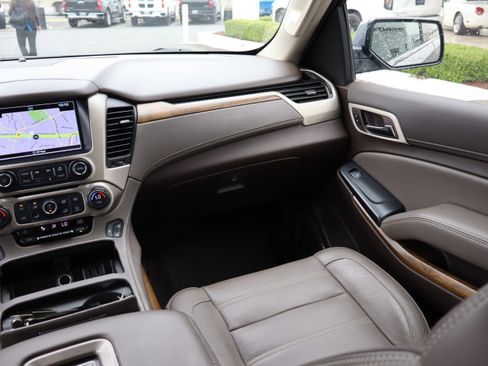 Used 2020 GMC Yukon Denali w/ Open Road Package AWD/4WD image 16