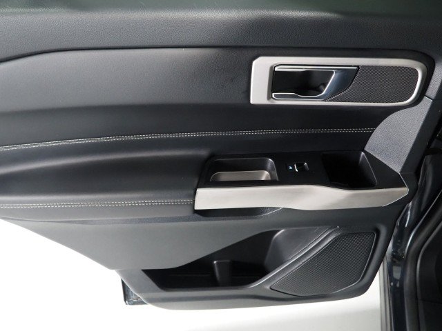 Used 2022 Ford Explorer XLT RWD image 54