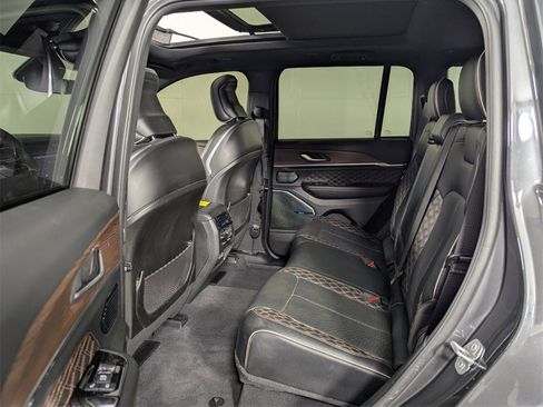 Used 2022 Jeep Grand Cherokee Summit image 25