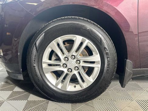 Used 2018 Buick Enclave Essence FWD image 30