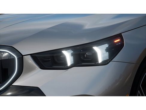 New 2026 BMW 530i image 6