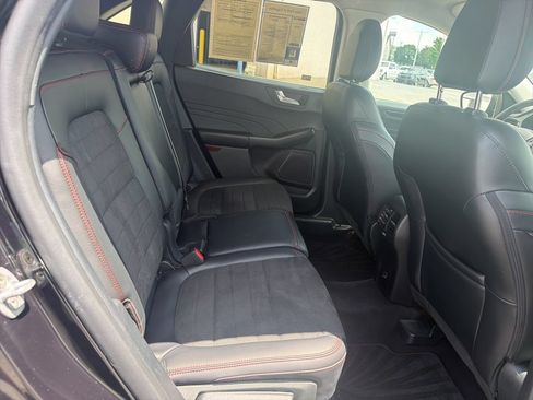 Used 2022 Ford Escape SEL w/ SEL Stealth AWD Package image 40