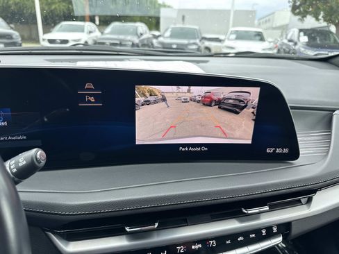 Used 2024 Cadillac XT4 Premium Luxury image 26