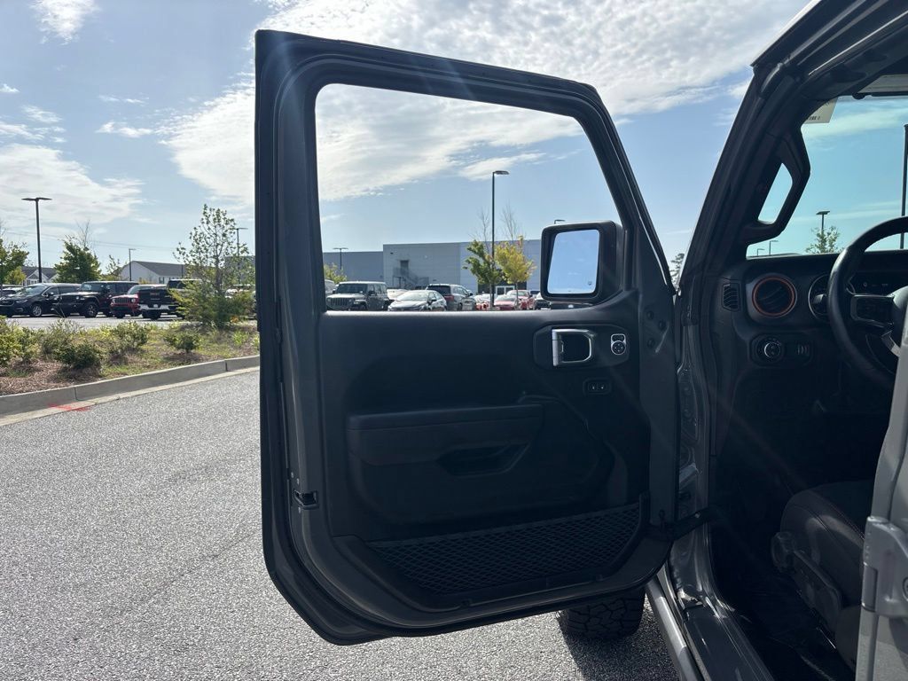 Used 2023 Jeep Gladiator Mojave w/ Cold Weather Group AWD/4WD image 56