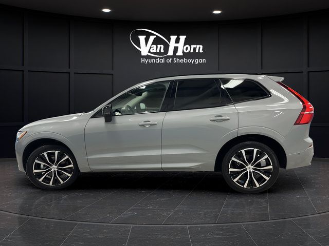 Used 2025 Volvo XC60 B5 Ultra w/ Protection Package Premier AWD/4WD image 4